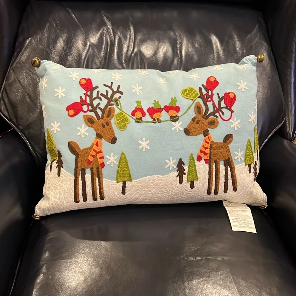 NWOT Reindeer Christmas Crewel Throw Pillow Devi Designs